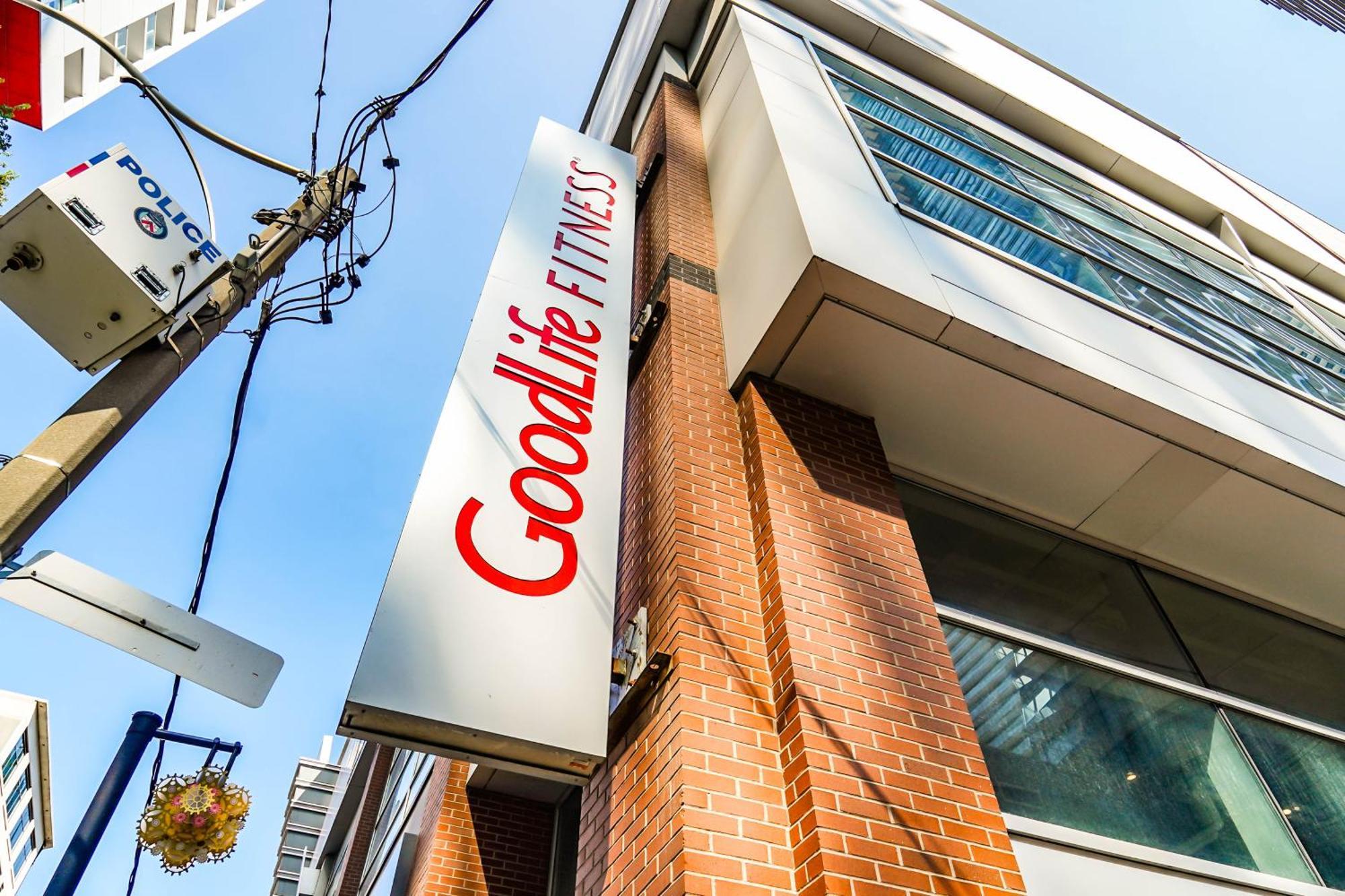 Chol Furnished Suites Heart Of Downtown Toronto, 2 Beds, Free Parking, Cn Tower View Buitenkant foto